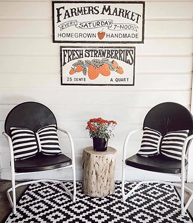 Farmhouse Patio Decor