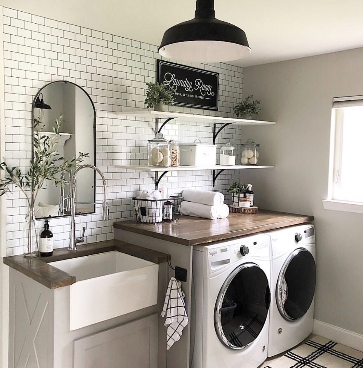 A Dream Laundry Room Makeover