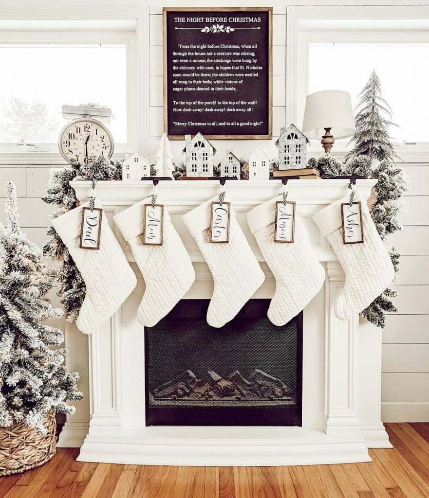 holiday-winter-mantel