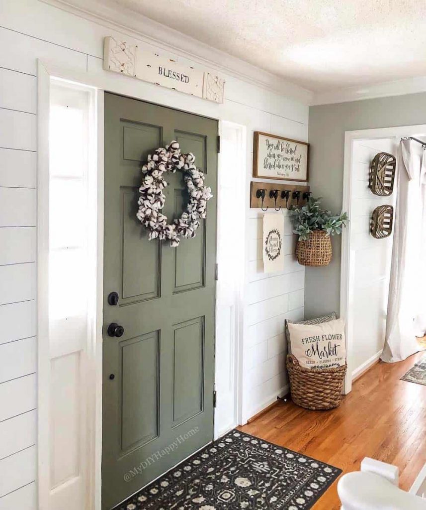 Small space entryway 