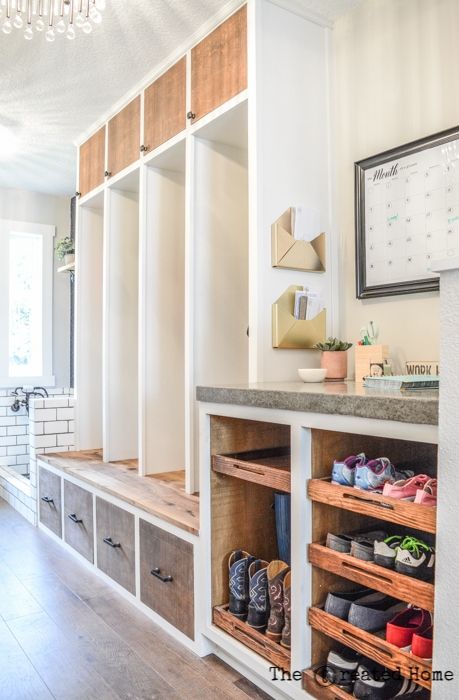 Mudroom with shoe rack