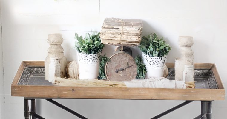 How To Decorate Your Entryway Table Like A Professional