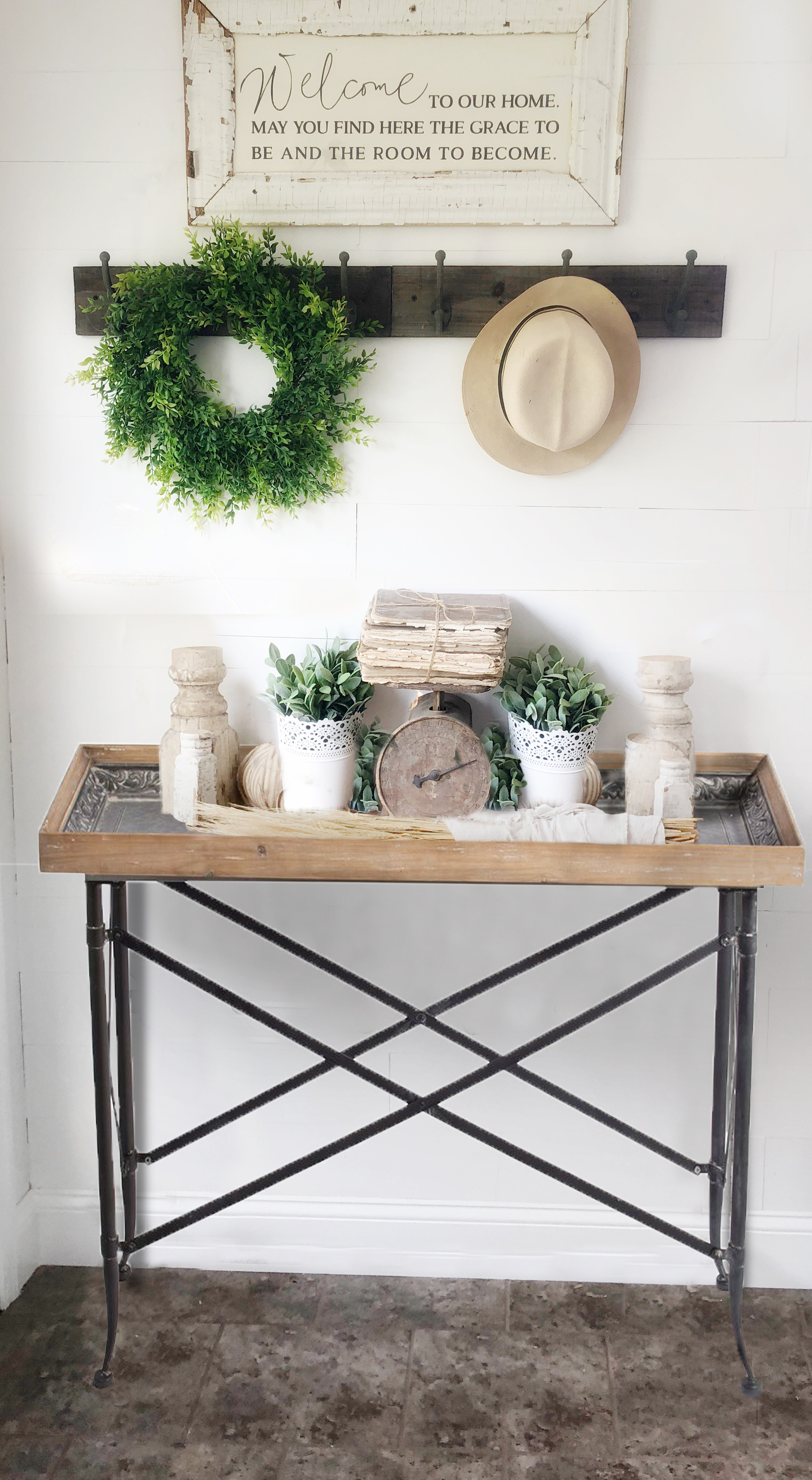 How Entryway Table Decor Styling Can Be, How To Decorate A Entry Table