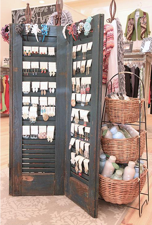 Shutter Jewelry Organizer