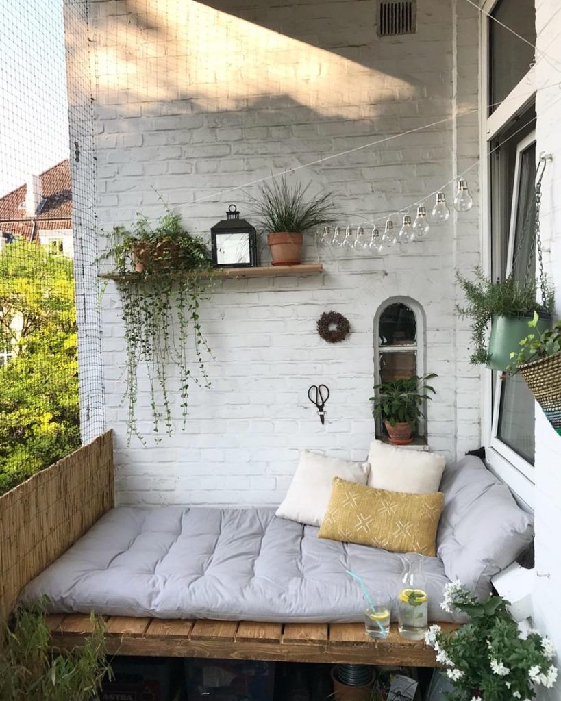 cozy-balcony