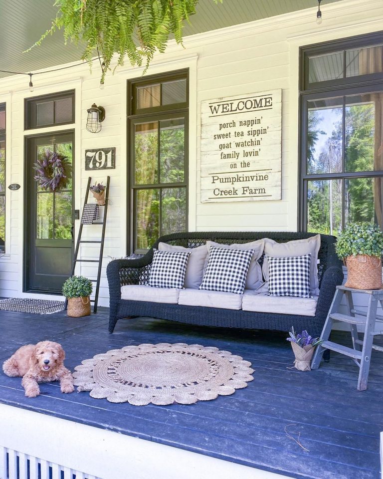 farmhouse-porch