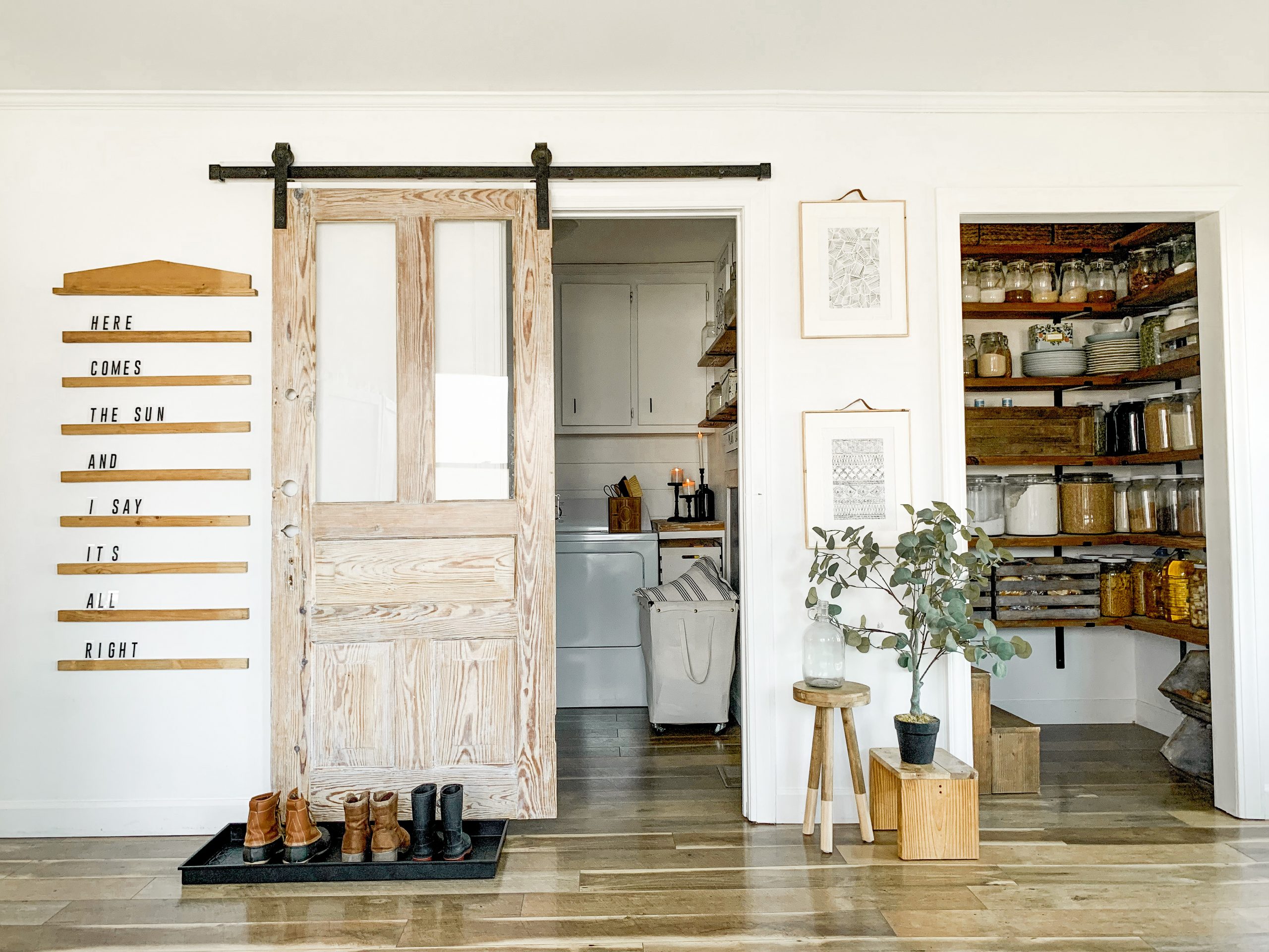 Spring Cleaning: Get Organized in Style with Farmhouse Decor