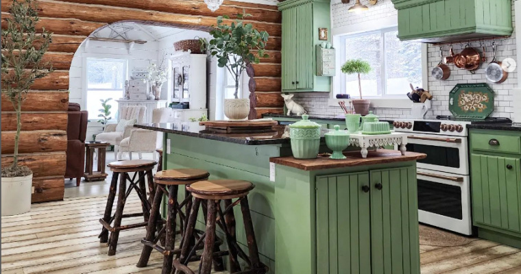 St. Patrick’s Day 2023 – How to decorate your farmhouse with real and artificial GREENery