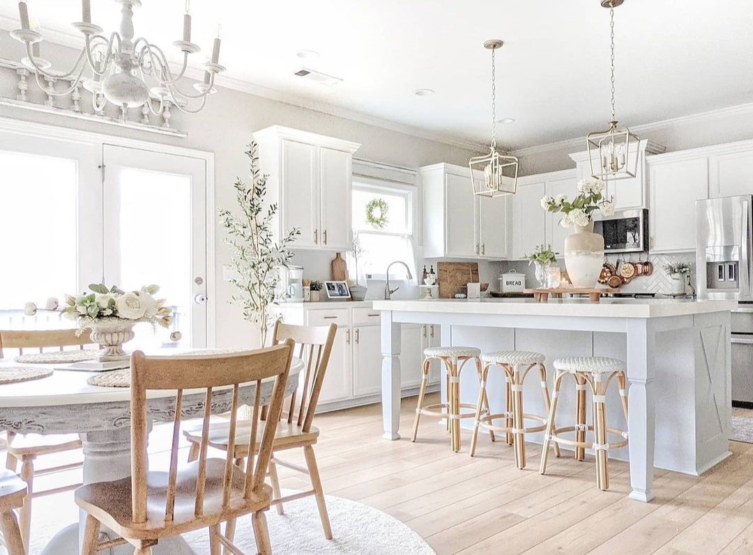 Farmhouse Kitchen: The Heart of The Home
