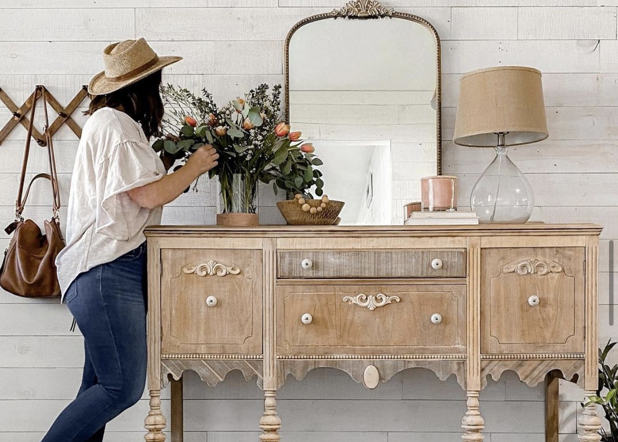 How to Decorate with our Gleaming Primrose Mirror