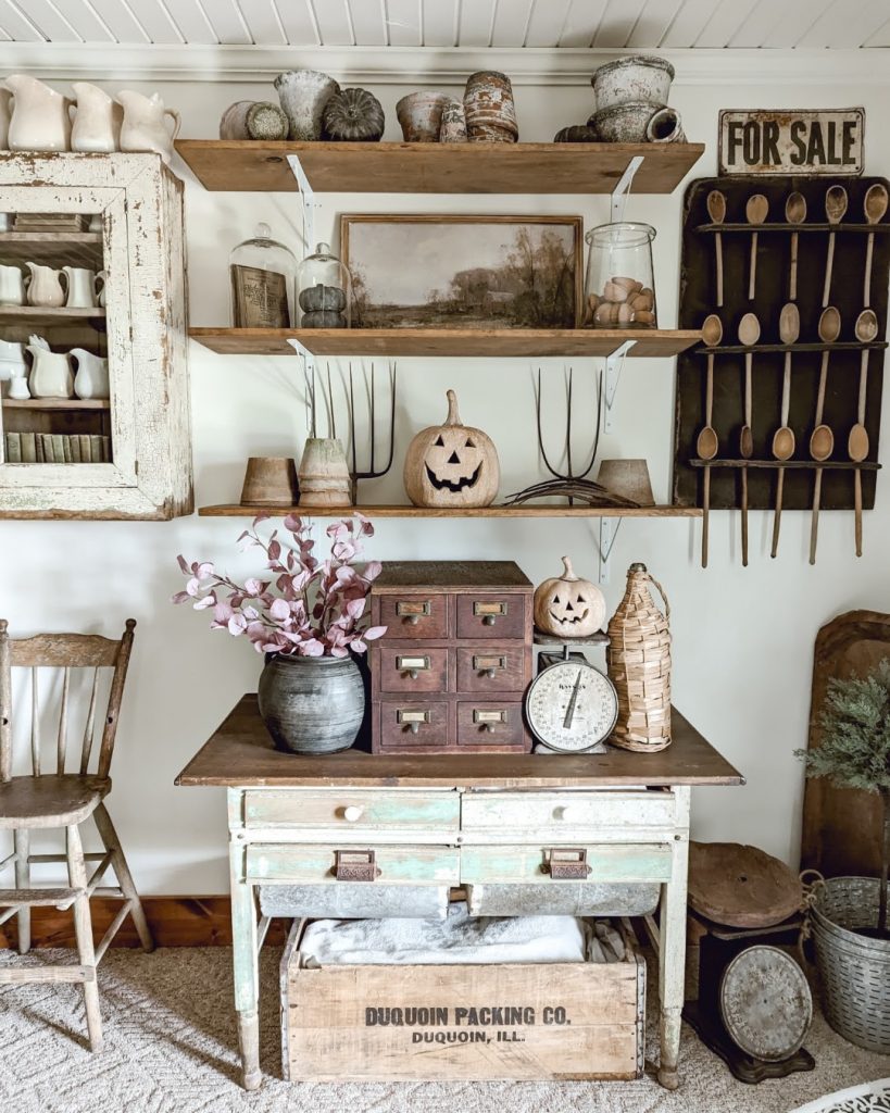 Vintage Fall Decor Ideas to Add Charm and Character to Your Home